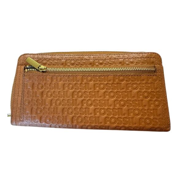 Fossil Wristlet Wallet Clutch Embossed Logo Pattern Camel Color Multiple Pockets - Picture 2 of 6